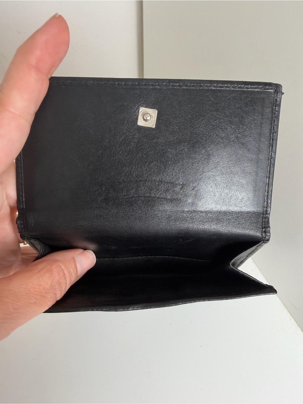 AUTHENTIC GUCCI BLACK GG CANVAS WEB COMPACT WALLET - Picture 6 of 13